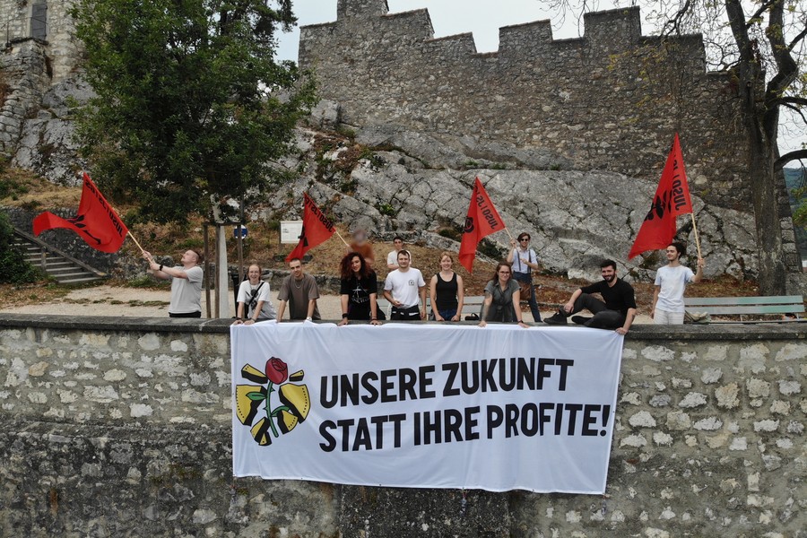Für eine andere Klimapolitik - die Jungsozialist*innen Aargau lancieren die Initiative für eine Zukunft